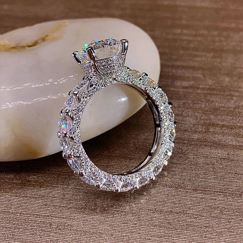 Anillo de Diamantes Oro Blanco Talla Redonda Brillante Natural