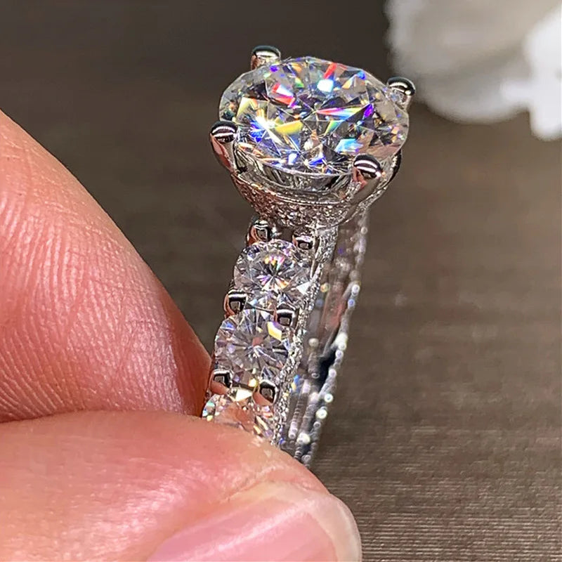 Anillo de Diamantes Oro Blanco Talla Redonda Brillante Natural