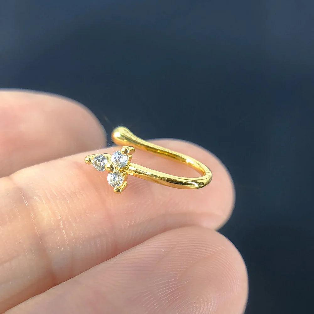 Anillo de nariz con clip falso para perforaciones, brazalete de joyería corporal para mujer, nueva tendencia, 1 unidad, aretes de puño, anillos con clip de corazón, estrella, flores, mariposa KAE197