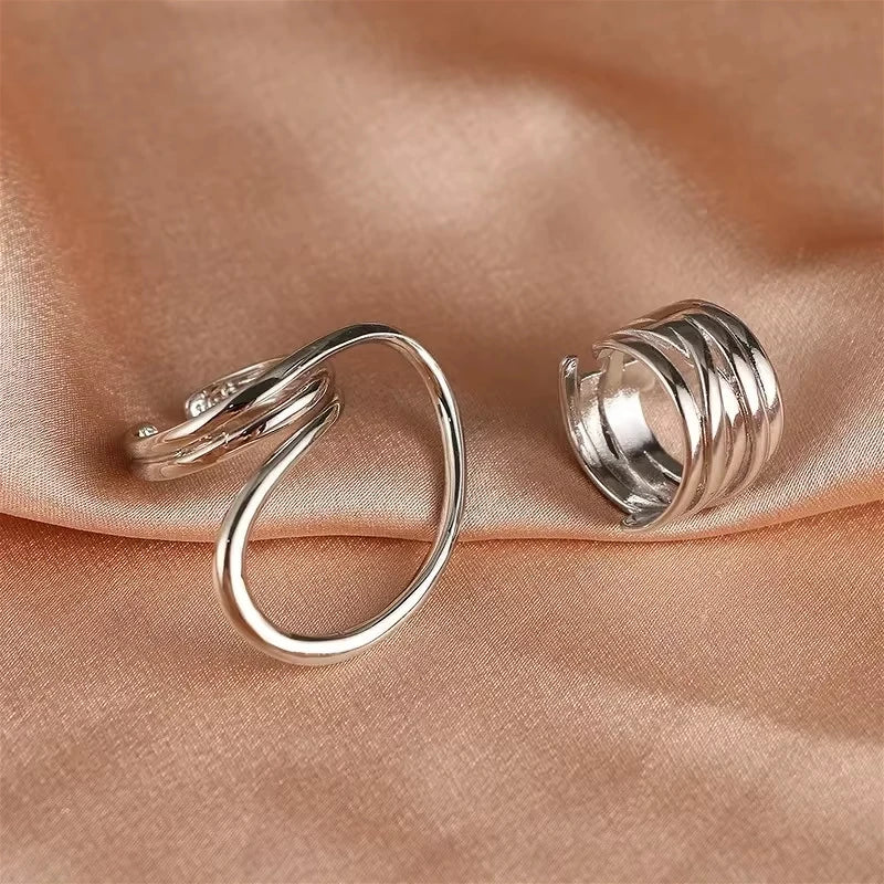 Juego de anillos masivos con líneas únicas en color plata