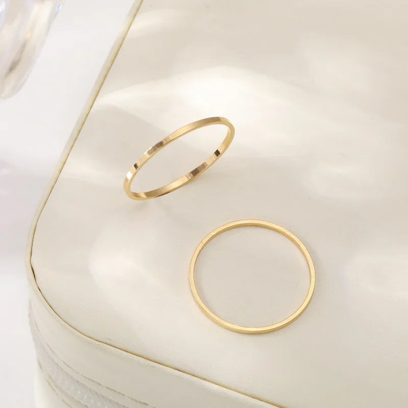 Anillo Delgado Clásico Sencillo y Delicado