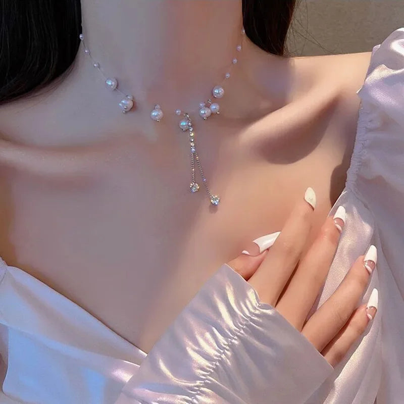 Collar de perlas tipo gargantilla con cuentas