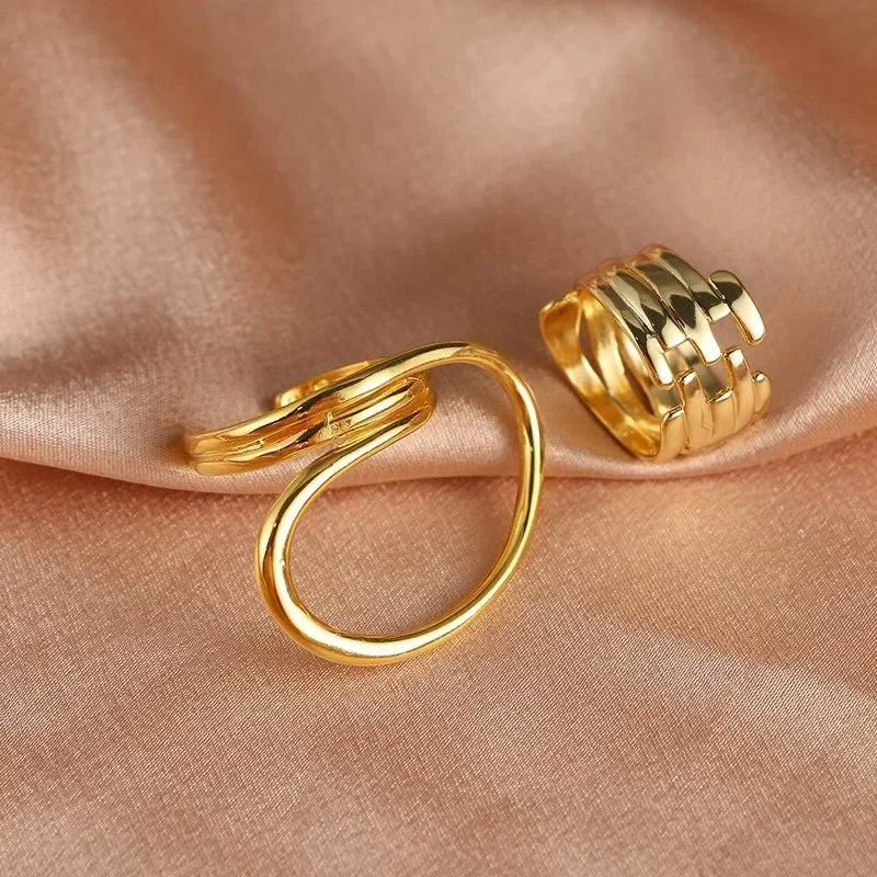 Juego de anillos masivos con líneas únicas en color plata