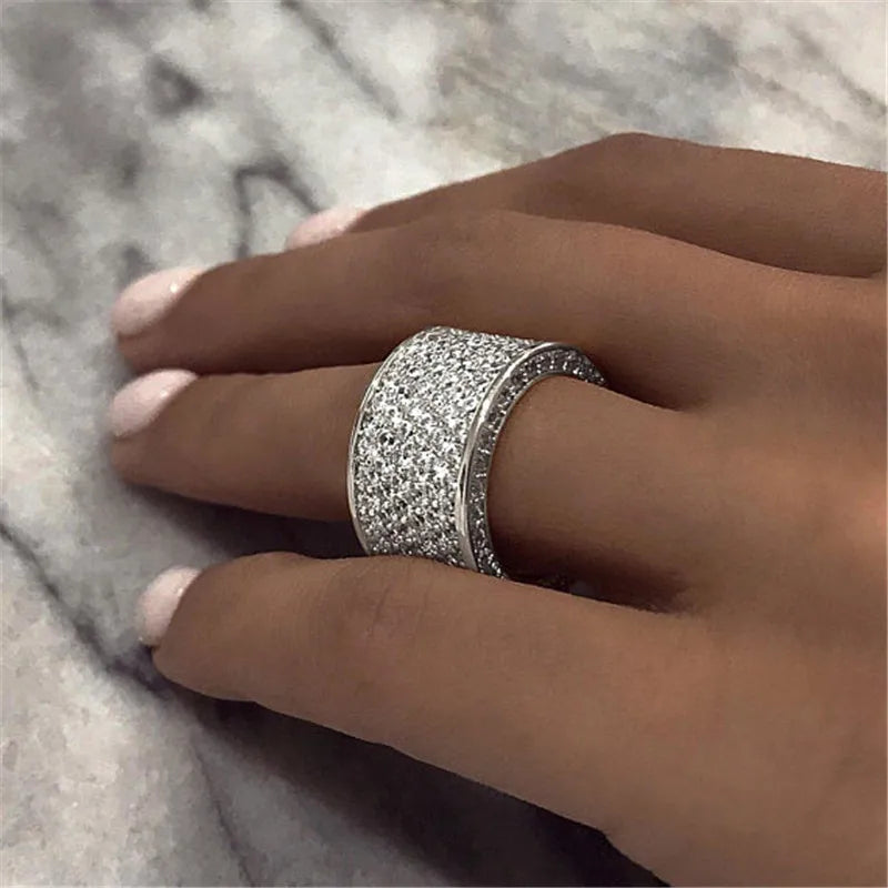 Anillos de promesa de lujo anchos