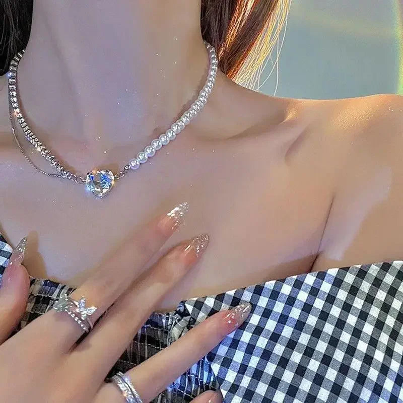 Collar de perlas tipo gargantilla con cuentas