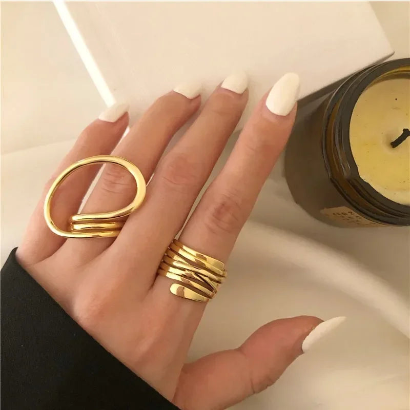 Juego de anillos masivos con líneas únicas en color plata